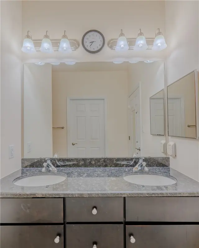 157 Independence Way gallery image 42
