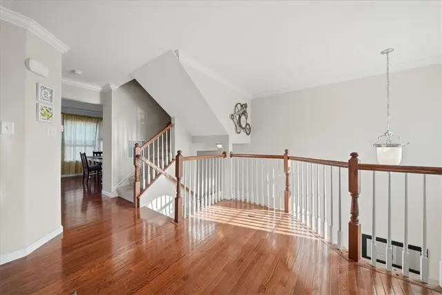 157 Kensington Dr gallery image 6