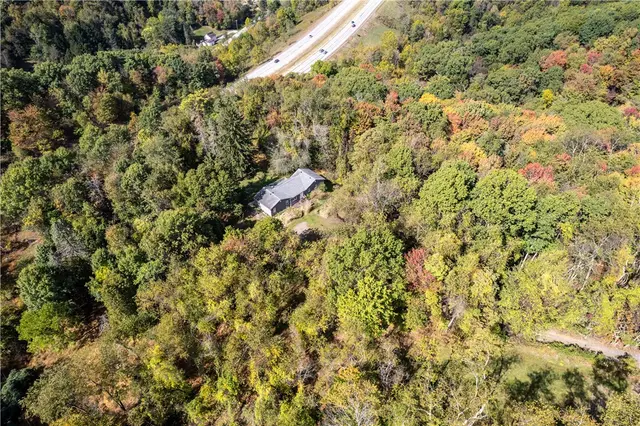 1572 Panno Ln gallery image 6
