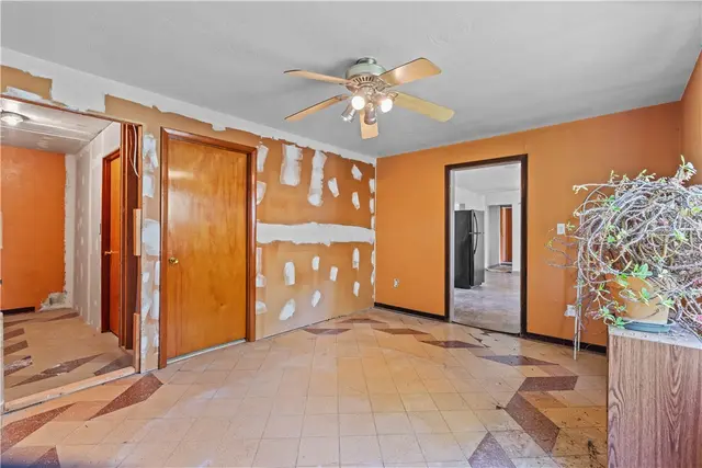 1572 Panno Ln gallery image 12