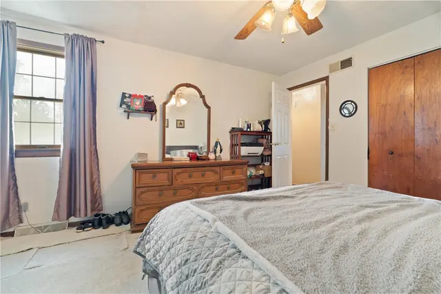 1573 Haine School Rd gallery image 9