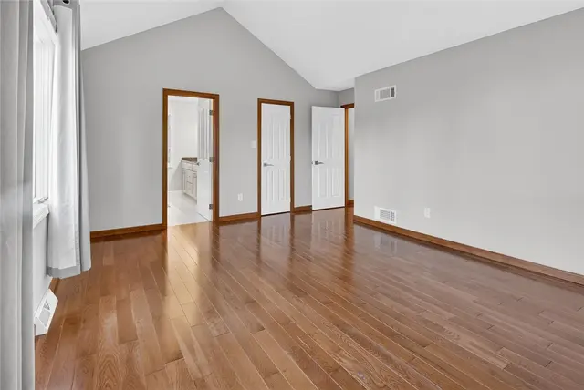 1585 Stone Mansion Dr gallery image 24