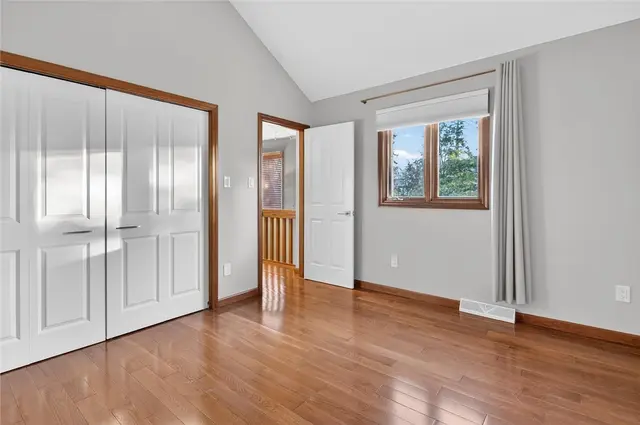 1585 Stone Mansion Dr gallery image 31