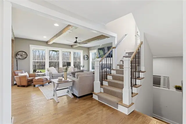 159 Davidson Road gallery image 4