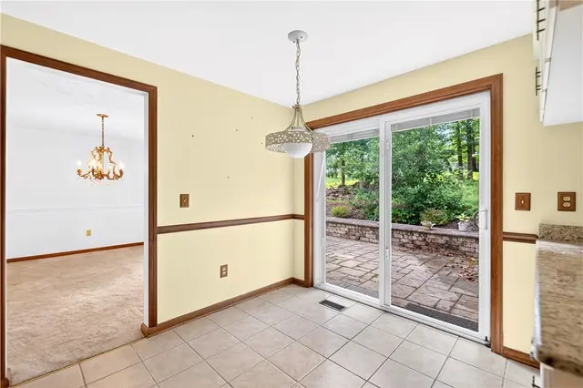 1593 Oakleaf Ln gallery image 4