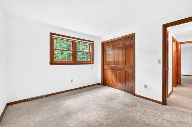 1593 Oakleaf Ln gallery image 23