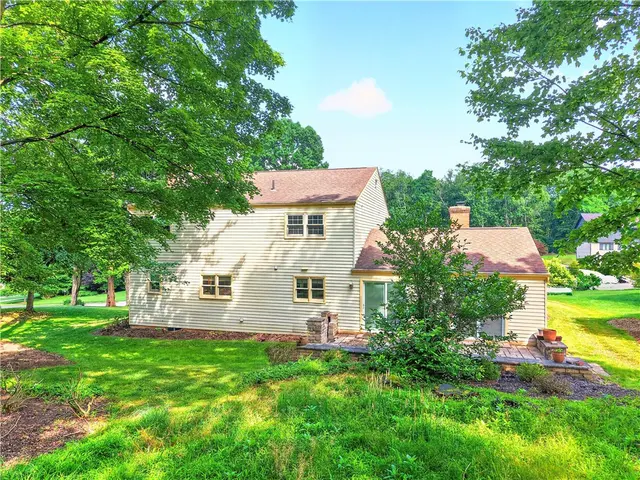 1593 Oakleaf Ln gallery image 37