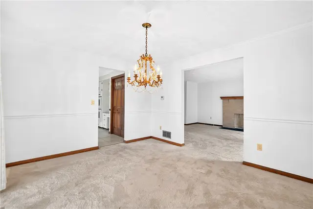 1593 Oakleaf Ln gallery image 45