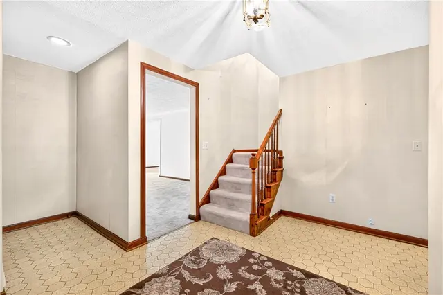1593 Oakleaf Ln gallery image 48