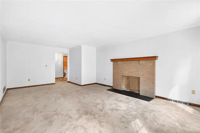 1593 Oakleaf Ln gallery image 49