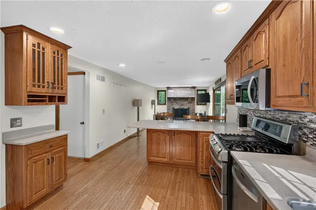 160 Partridge Run Rd gallery image 9