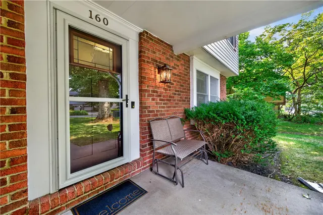160 Partridge Run Rd gallery image 34