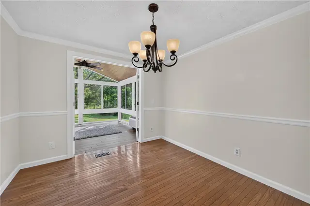 160 Partridge Run Rd gallery image 44