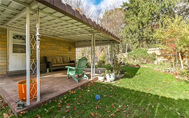 160 Siebert Rd gallery image 27