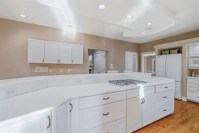 1601 Fieldstone Ln gallery image 7