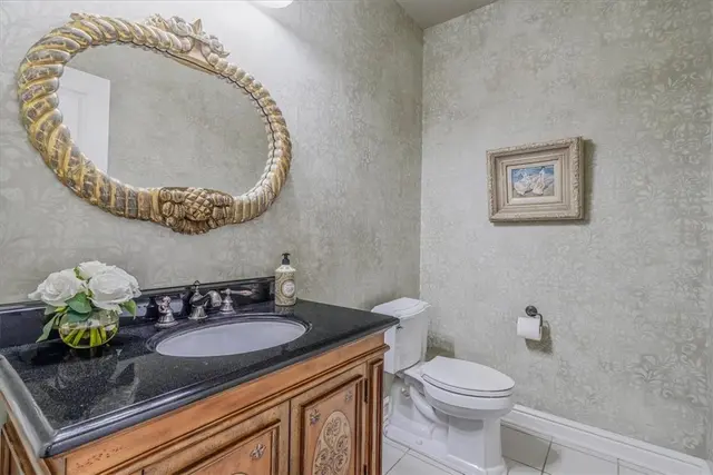 1601 Fieldstone Ln gallery image 21