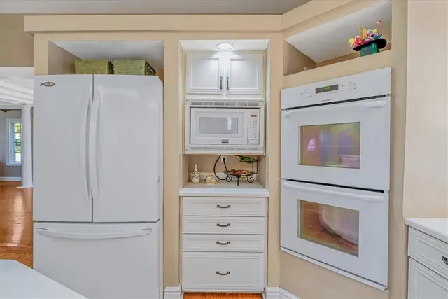 1601 Fieldstone Ln gallery image 34