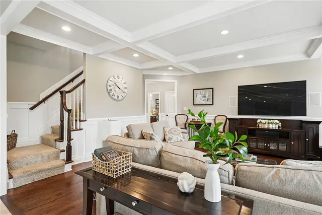 1603 Briarwood Dr gallery image 5