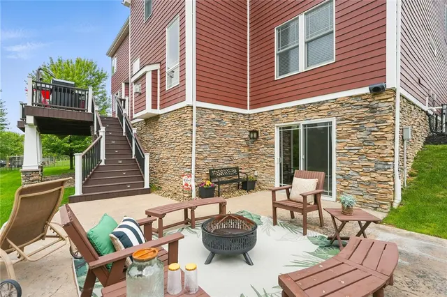 1603 Briarwood Dr gallery image 10
