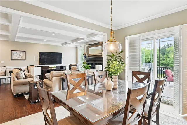 1603 Briarwood Dr gallery image 11