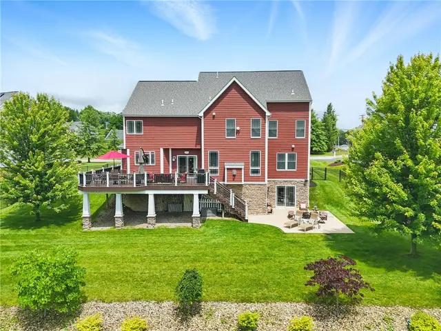 1603 Briarwood Dr gallery image 12
