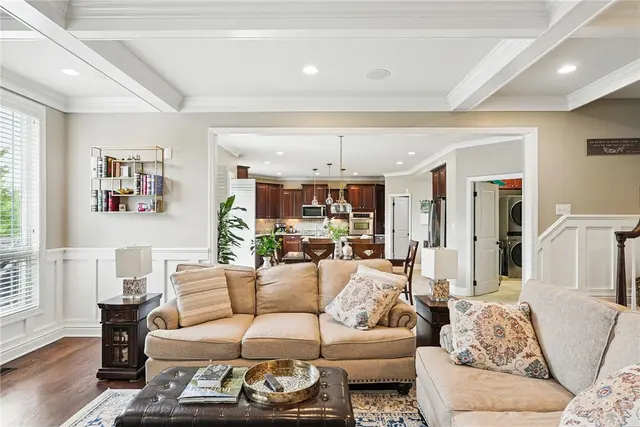 1603 Briarwood Dr gallery image 27