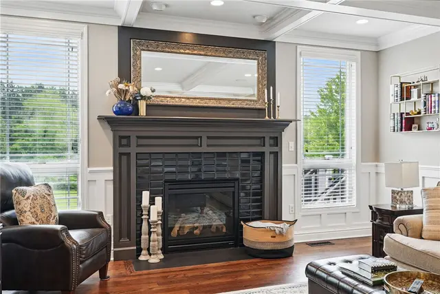 1603 Briarwood Dr gallery image 34