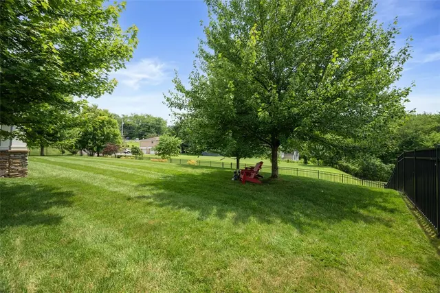 1603 Briarwood Dr gallery image 43