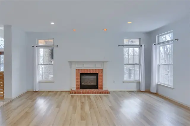 1603 Settlers Dr gallery image 26