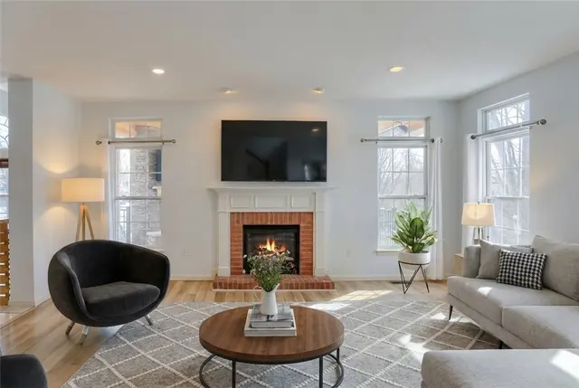 1603 Settlers Dr gallery image 27