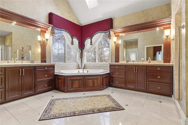 1607 Fieldstone Lane gallery image 21