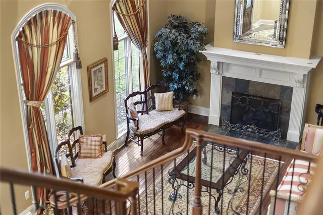 1607 Fieldstone Lane gallery image 24