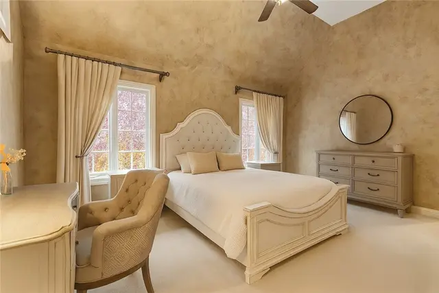 1607 Fieldstone Lane gallery image 28