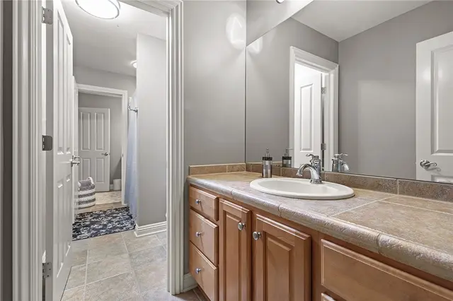 1607 Fieldstone Lane gallery image 29