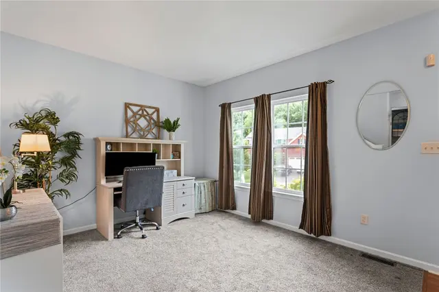 161 Buckingham Dr gallery image 14