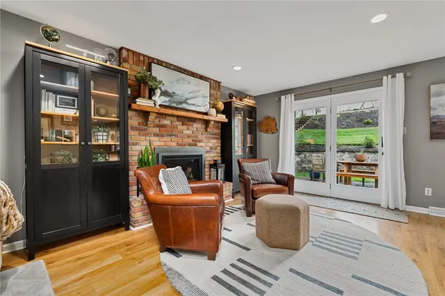 161 Ridgeview Dr gallery image 6