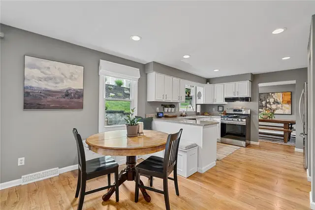 161 Ridgeview Dr gallery image 8