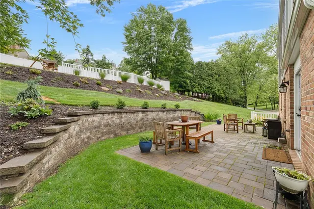 161 Ridgeview Dr gallery image 24