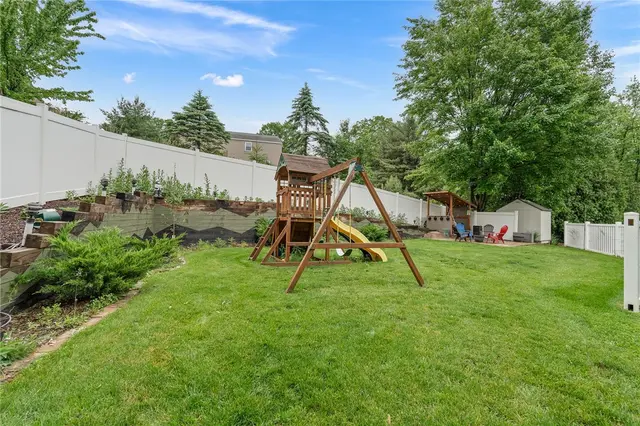 161 Ridgeview Dr gallery image 27