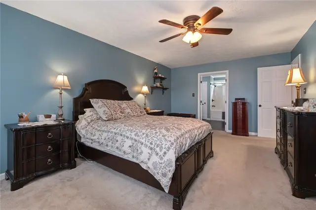 1611 Country Club Dr gallery image 7