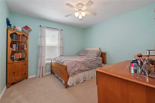 1611 Country Club Dr gallery image 44