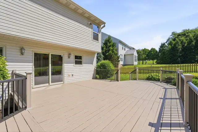 1611 NORMAN DRIVE gallery image 9