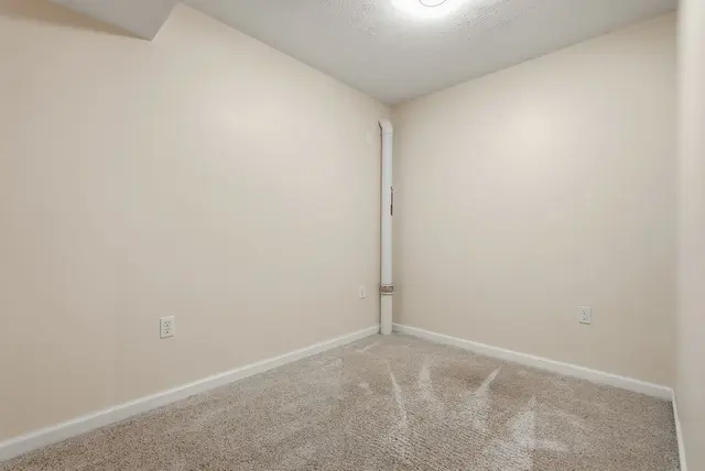 1611 NORMAN DRIVE gallery image 15