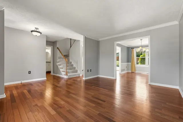 1611 NORMAN DRIVE gallery image 48