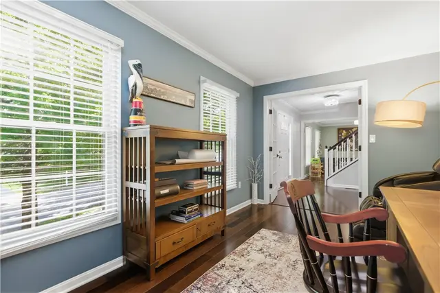1611 Robin Ct. gallery image 3