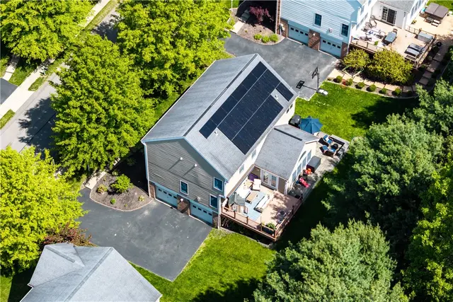 1611 Robin Ct. gallery image 8