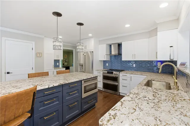 1611 Robin Ct. gallery image 11