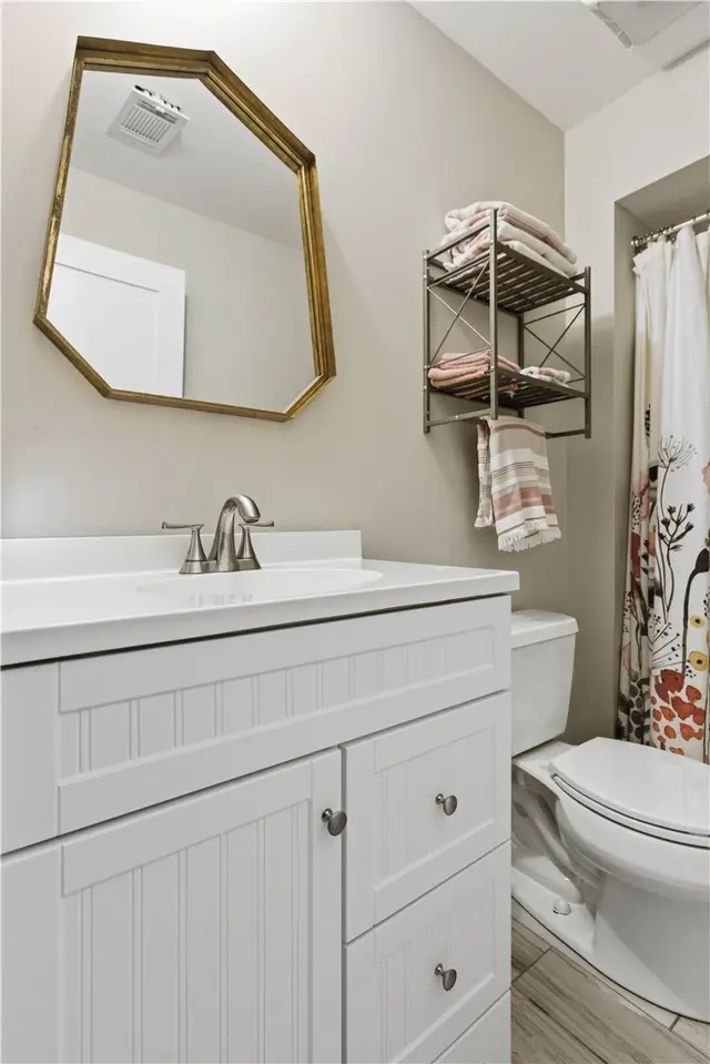 1611 Robin Ct. gallery image 15