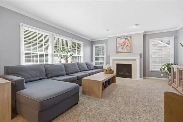 1611 Robin Ct. gallery image 25