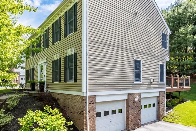 1611 Robin Ct. gallery image 46